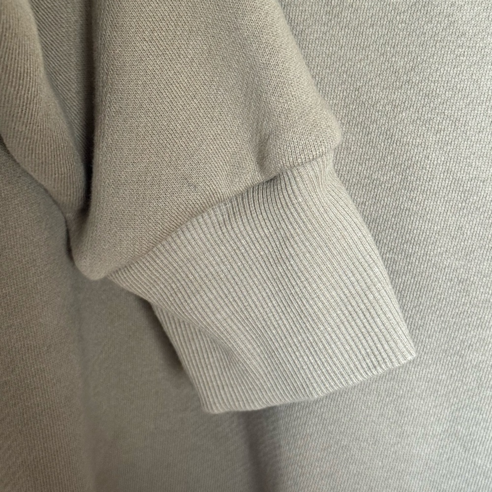 Universal Thread Olive Green V-Neck Sweatshirt – … - image 4